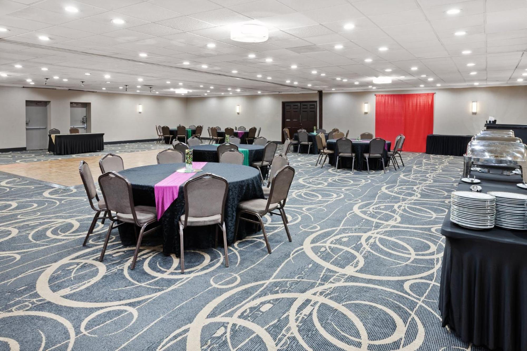 Holiday Inn Chicago/Oak Brook By Ihg Oakbrook Terrace Kültér fotó